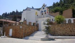 &Alpha;po-tin-&Alpha;thina-sto-chorio