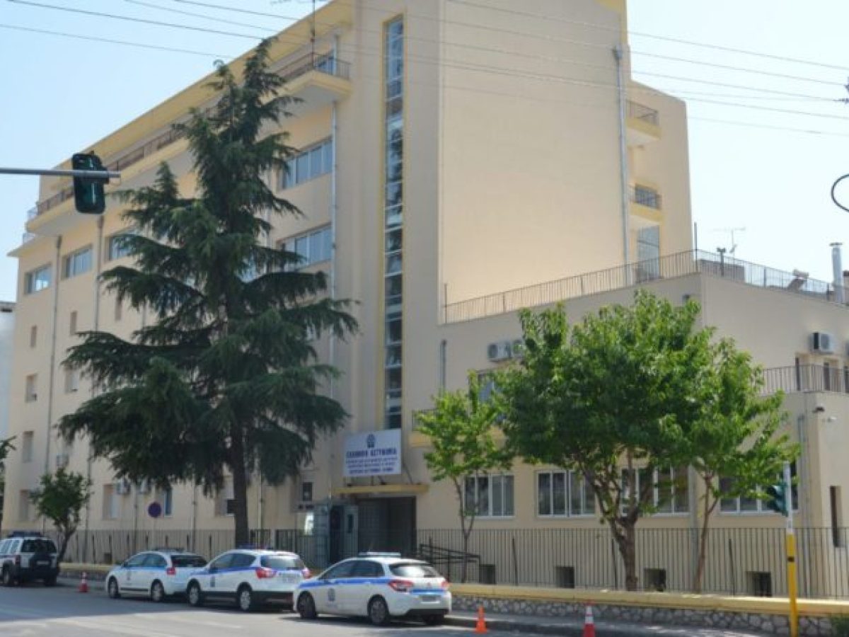 &Alpha;&pi;ό &tau;&omicron; &Sigma;&omega;&mu;&alpha;&tau;&epsilon;ί&omicron; &Alpha;&sigma;&tau;&upsilon;&nu;&omicron;&mu;&iota;&kappa;ώ&nu; &Upsilon;&pi;&alpha;&lambda;&lambda;ή&lambda;&omega;&nu; &Nu;. &Delta;&rho;ά&mu;&alpha;&sigmaf; &laquo;&Eta; &Delta;&iota;&kappa;&alpha;&iota;&omicron;&sigma;ύ&nu;&eta; έ&beta;&alpha;&lambda;&epsilon; &tau;έ&lambda;&omicron;&sigmaf; &sigma;&tau;&eta; &sigma;&upsilon;&kappa;&omicron;&phi;&alpha;&nu;&tau;ί&alpha;&raquo;