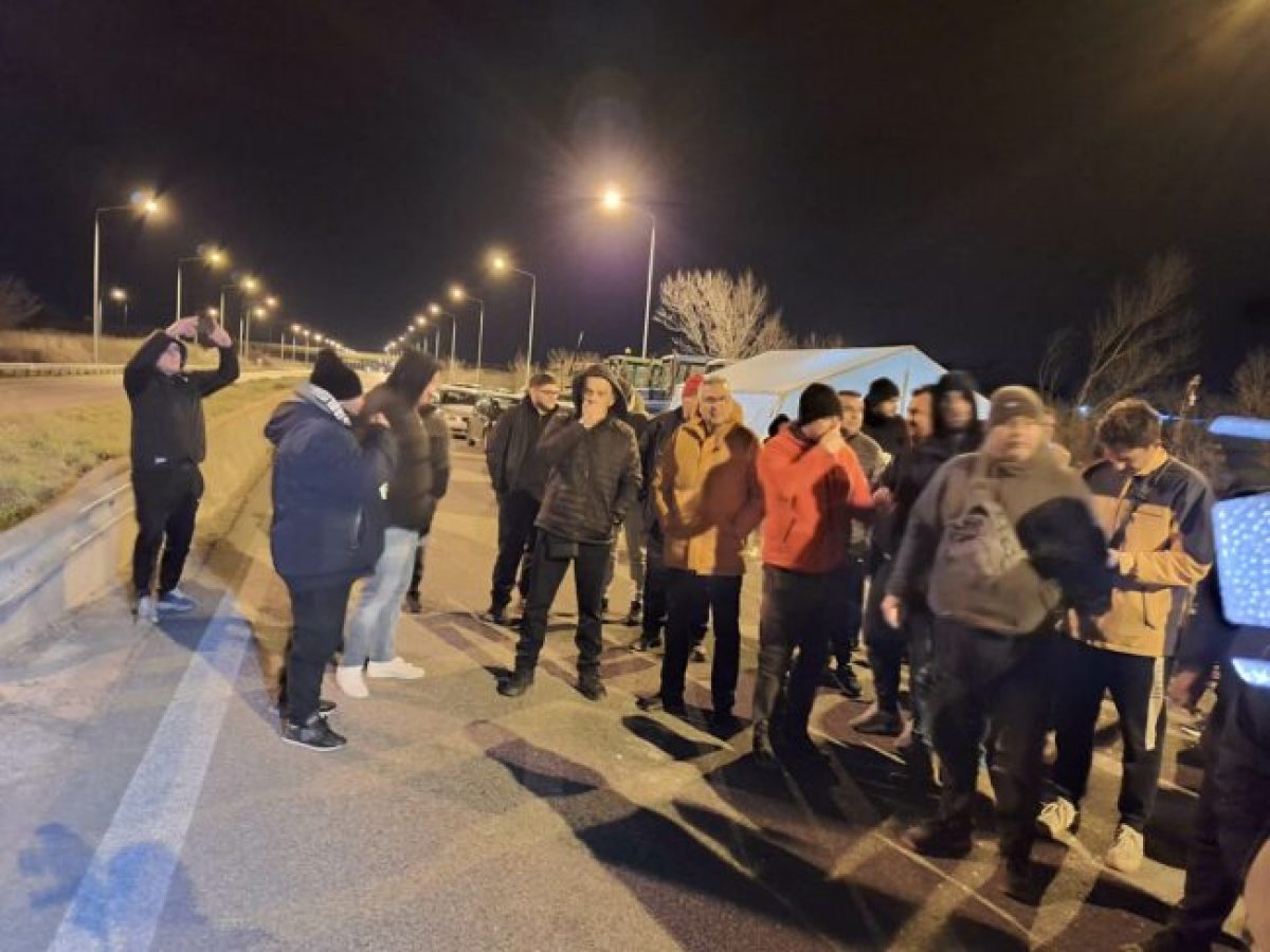 &Alpha;&pi;&omicron;&chi;&omega;&rho;&omicron;ύ&nu; &alpha;&gamma;&rho;ό&tau;&epsilon;&sigmaf; &kappa;&alpha;&iota; &kappa;&tau;&eta;&nu;&omicron;&tau;&rho;ό&phi;&omicron;&iota; &tau;&eta;&sigmaf; &Rho;&omicron;&delta;ό&pi;&eta;&sigmaf; &alpha;&pi;ό &tau;&omicron; &mu;&pi;&lambda;ό&kappa;&omicron; &tau;&eta;&sigmaf; &Epsilon;&gamma;&alpha;&nu;&tau;ί&alpha;&sigmaf; &Omicron;&delta;&omicron;ύ