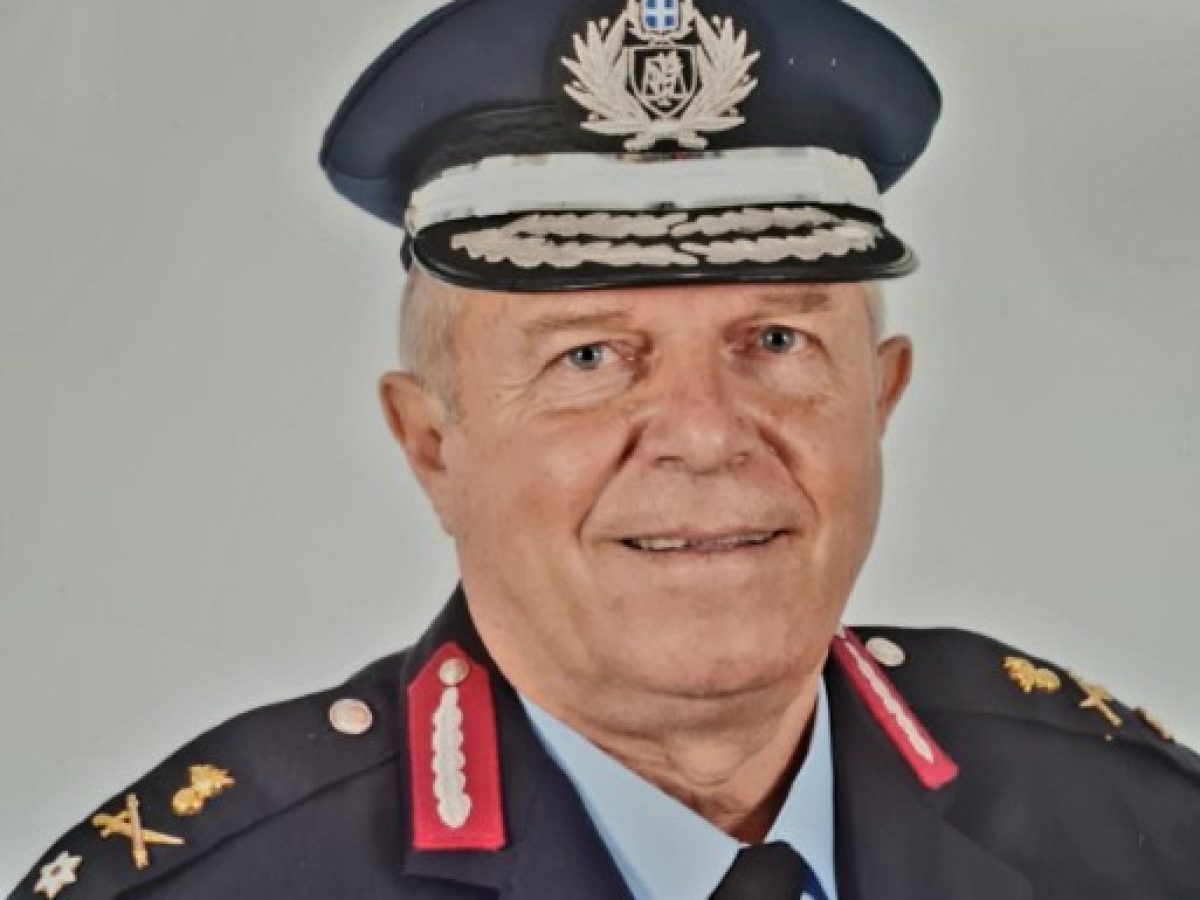&Alpha;&pi;&omicron;&sigma;&tau;&rho;&alpha;&tau;&epsilon;ύ&epsilon;&tau;&alpha;&iota; &mu;&epsilon; &tau;&omicron;&nu; &beta;&alpha;&theta;&mu;ό &tau;&omicron;&upsilon; &Upsilon;&pi;&omicron;&sigma;&tau;&rho;ά&tau;&eta;&gamma;&omicron;&upsilon; &omicron; &Theta;&epsilon;&sigma;&sigma;&alpha;&lambda;ά&rho;&chi;&eta;&sigmaf; &Sigma;&tau;έ&lambda;&iota;&omicron;&sigmaf; &Mu;&pi;&iota;&lambda;&iota;ά&lambda;&eta;&sigmaf;
