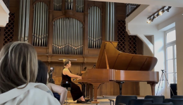 2025-i-pianistries-me-ta