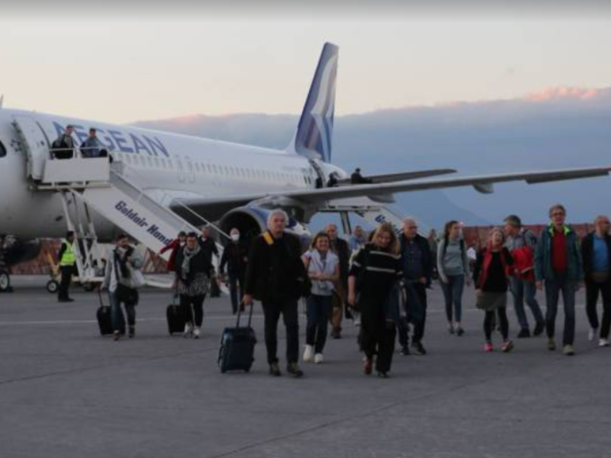 AEGEAN για μπλάκ άουτ: “Καταγράφηκαν εξαιρετικά μεγάλες καθυστερήσεις-Έχουν ακυρωθεί συνολικά 48 πτήσεις του δικτύου μας”