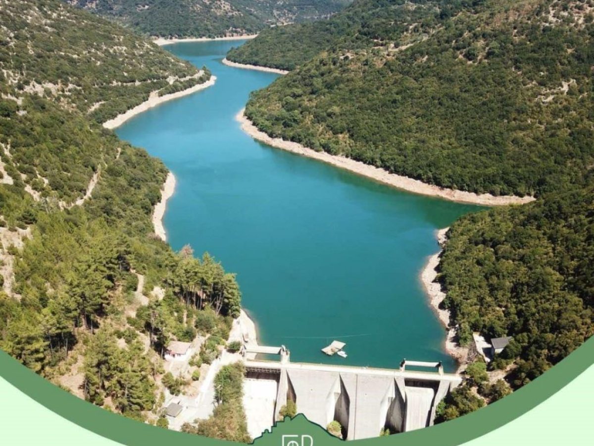 Aγιασμός των υδάτων στο φράγμα της λίμνης του Λάδωνα