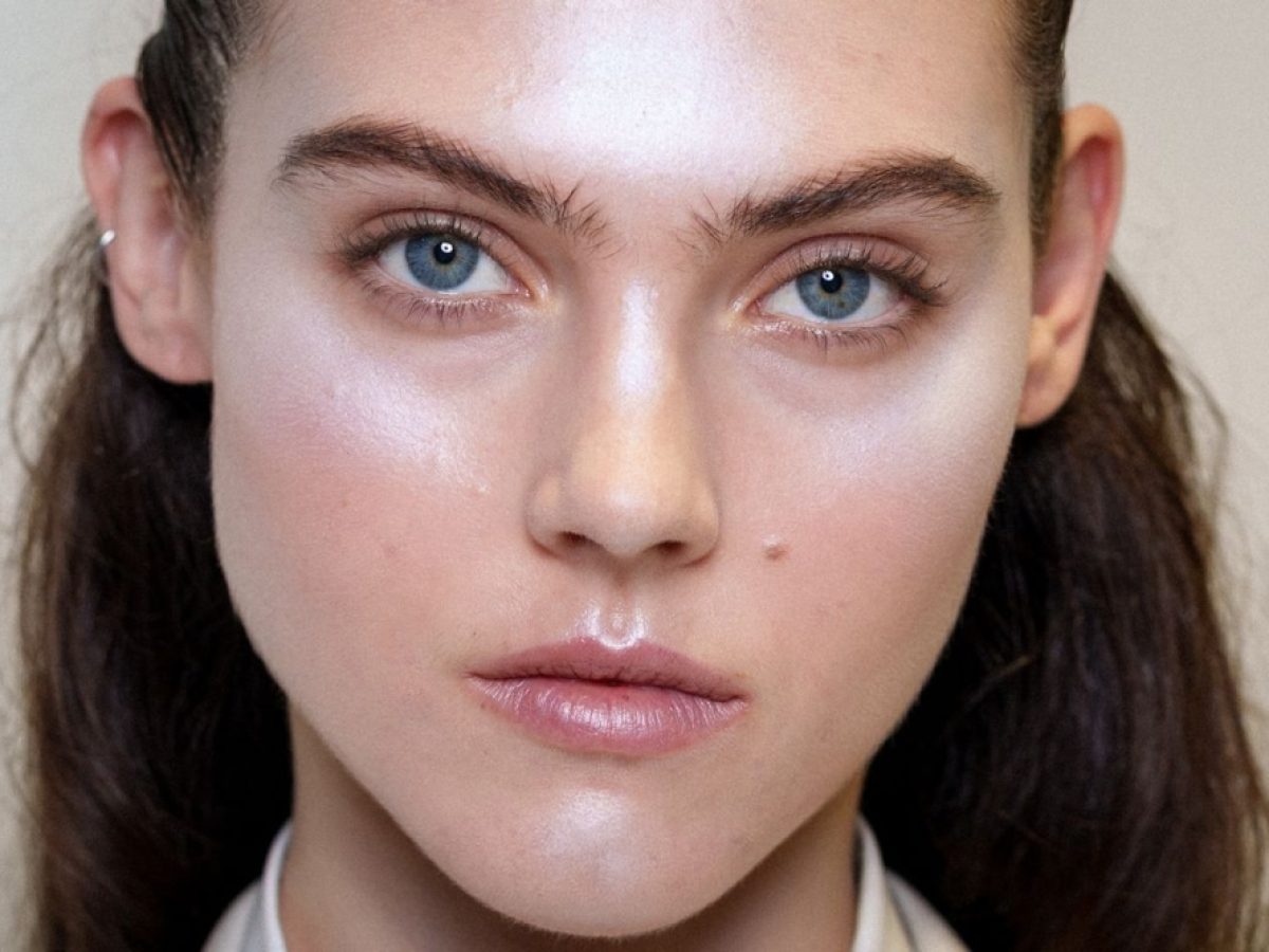 Botox in a bottle: 6 συστατικά «κλειδί» για τον ιδανικό ορό προσώπου