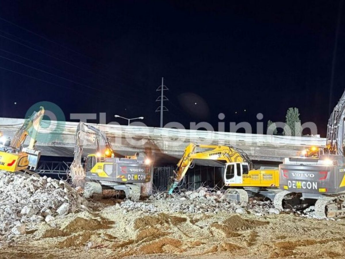 FlyOver: Ολοκληρώθηκε η κατεδάφιση της γέφυρας Πανοράματος – Συνεχίζονται όλη νύχτα οι εργασίες στον Περιφερειακό (ΦΩΤΟ + VIDEO)