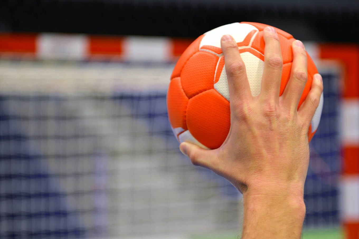 Handball-Premier-ta-simerina-pechnidia