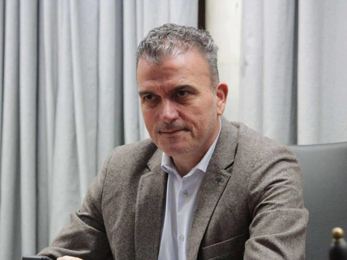 Mαμάκος: Μπήκε τάξη στο κέντρο της πόλης με την ελεγχόμενη στάθμευση