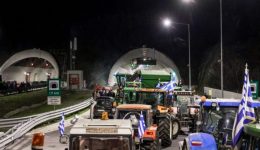 Mploko-sto-rantevou-tou-maximou