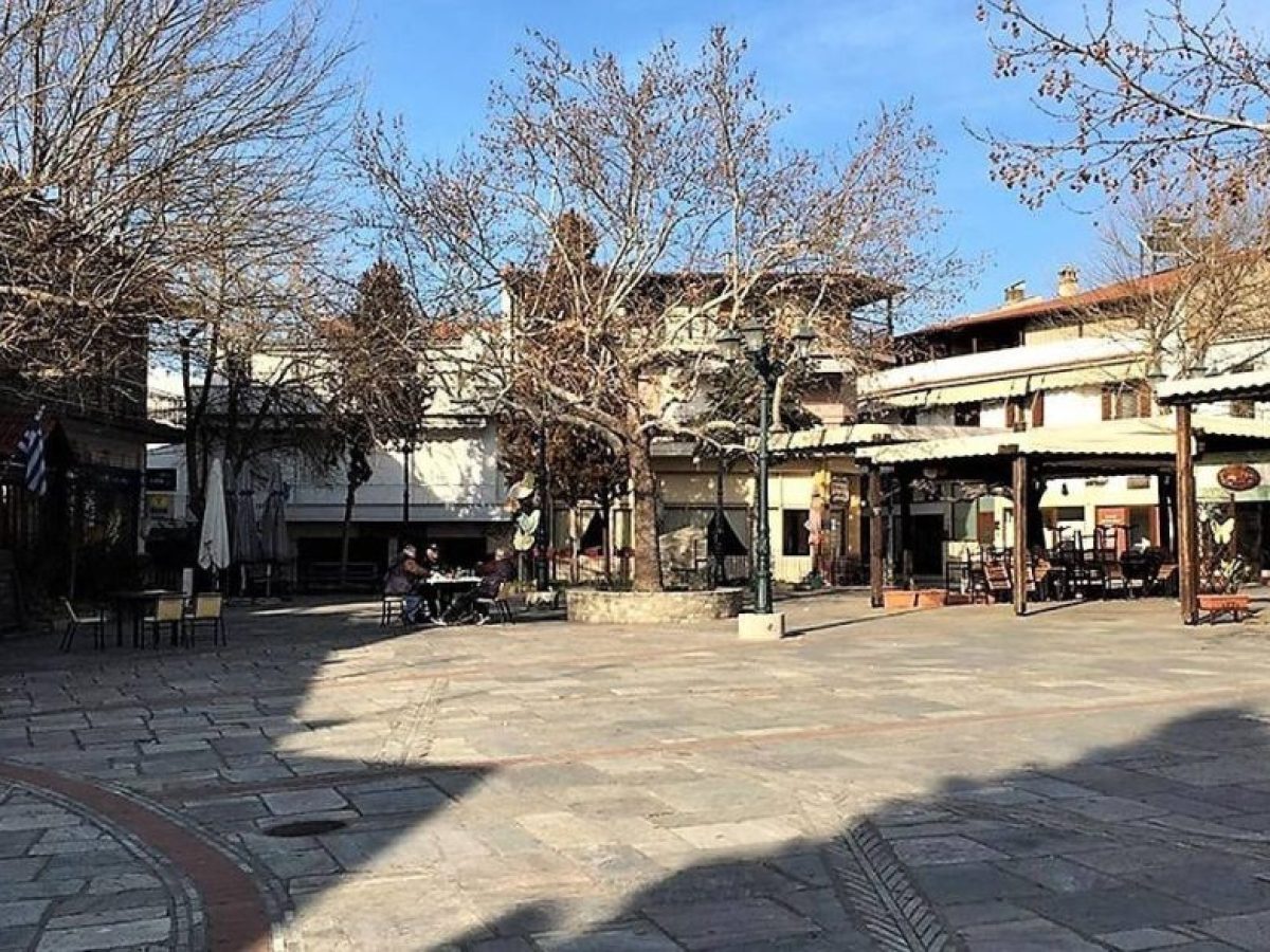N. &Pi;&alpha;&pi;&alpha;&theta;&alpha;&nu;ά&sigma;&eta;&sigmaf;: &Alpha;&nu;ά&pi;&lambda;&alpha;&sigma;&eta; &kappa;&epsilon;&nu;&tau;&rho;&iota;&kappa;ή&sigmaf; &pi;&lambda;&alpha;&tau;&epsilon;ί&alpha;&sigmaf; &Beta;&epsilon;&lambda;&beta;&epsilon;&nu;&tau;&omicron;ύ &alpha;&pi;ό &tau;&omicron; &Epsilon;&iota;&delta;&iota;&kappa;ό &Pi;&rho;ό&gamma;&rho;&alpha;&mu;&mu;&alpha; &Delta;&Alpha;&Mu;