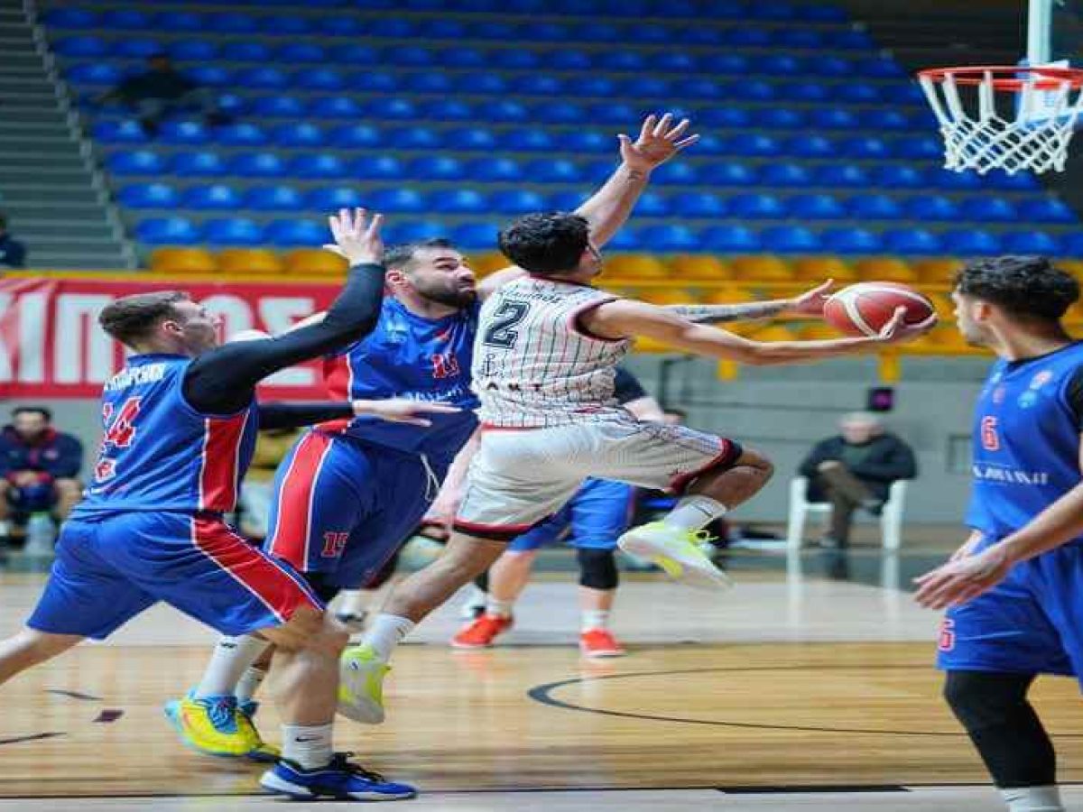 National League1: «Λαχτάρισε» η πρωτοπόρος Κομοτηνή στο Πανόραμα παραμένει στο +2 από τον Ιωνικό, νέα ήττα ο Λεύκιππος! Τα αποτελέσματα η βαθμολογία και η επόμενη αγωνιστική στον 3ο όμιλο