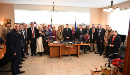 O-dimos-ditikis-&Alpha;chaias-ipodechtike