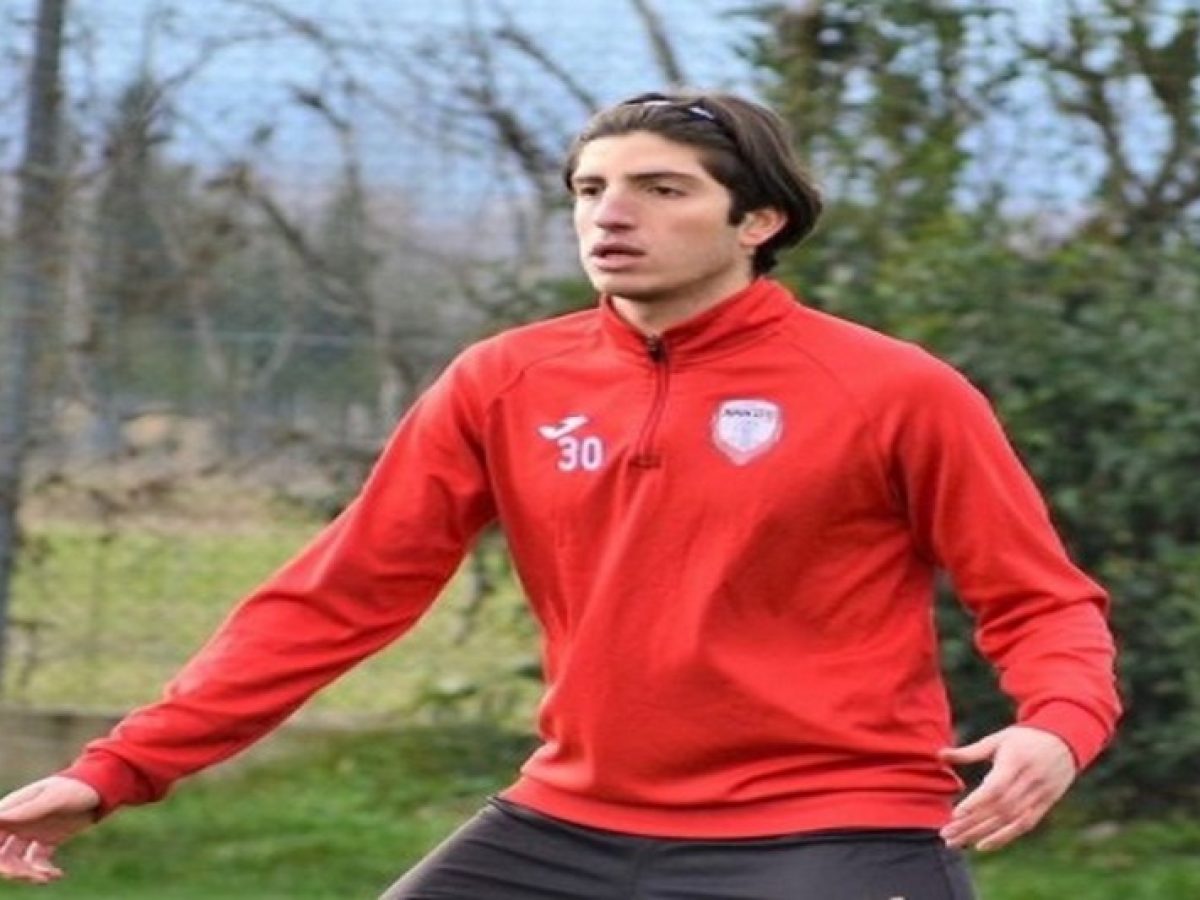 Super League 2: Παρελθόν από τον Μακεδονικό ο πρώην του ΑΟΞ Απόστολος Αδαμίδης