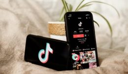 TikTok-nea-technologia-epalithefsis-ilikias