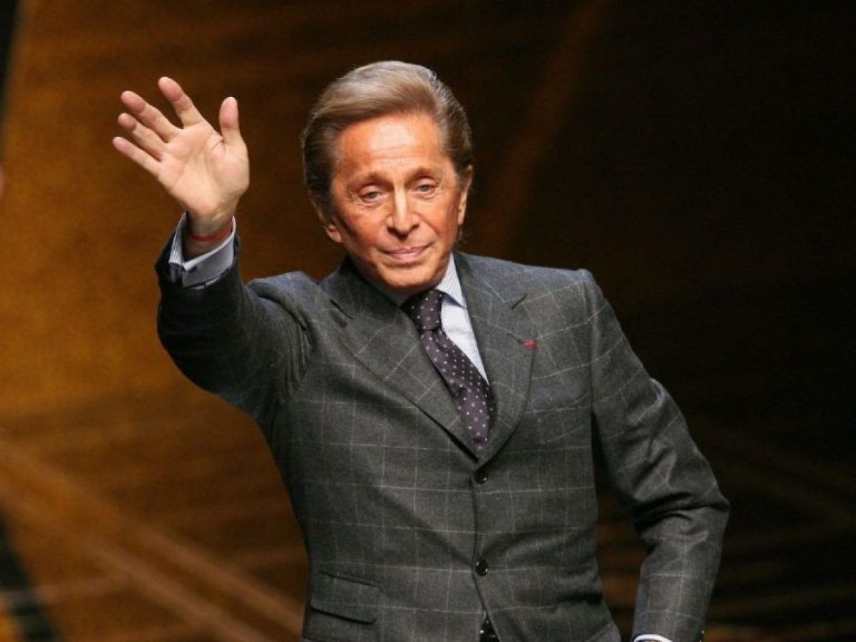 Valentino Garavani: Σε λαϊκό προσκύνημα η σορός του κοντά στο ιστορικό ατελιέ του στην Ρώμη – Φωτογραφίες