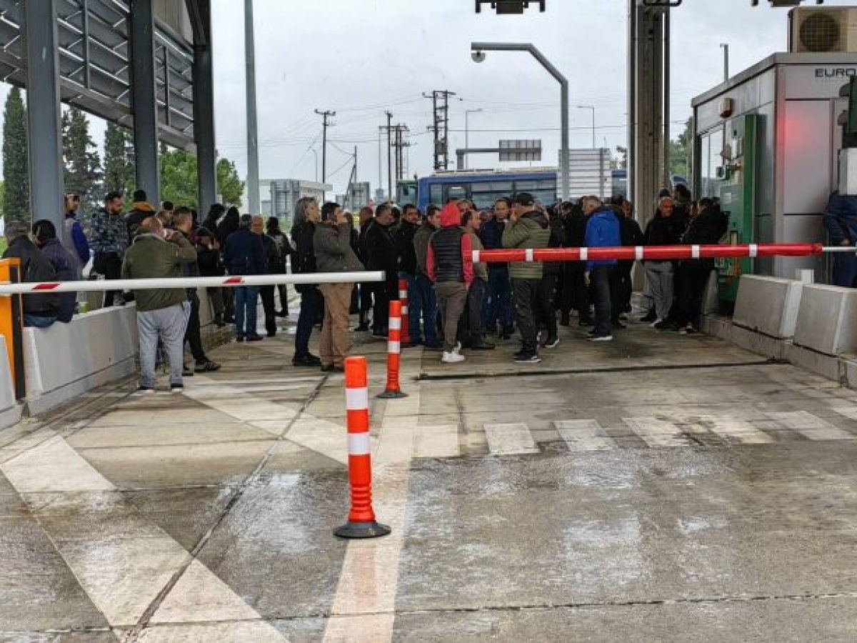 Αυτοί είναι οι αγρότες από το Κιάτο που θα συμμετέχουν στη συνάντηση με τον Μητσοτάκη στις 15:00