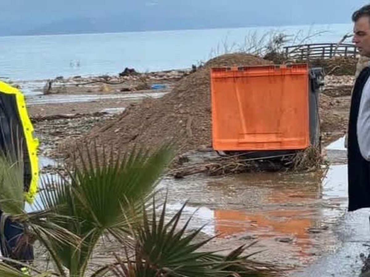 Αυτοψίες του Αντιπεριφερειάρχη Ανατολικής Αττικής σε πληγείσες περιοχές μετά την κακοκαιρία