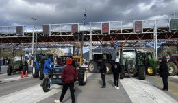 bloka-se-nestani-kolosourti