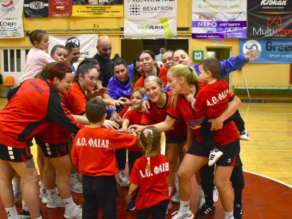 &Chi;&Alpha;&Nu;&Tau;&Mu;&Pi;&Omicron;&Lambda; &Phi;&Alpha;&Iota;&Alpha;&Kappa;&Alpha;&Sigma;: &Nu;ί&kappa;&eta; &gamma;&iota;&alpha; &tau;&iota;&sigmaf; &Gamma;&upsilon;&nu;&alpha;ί&kappa;&epsilon;&sigmaf; &sigma;&tau;&eta;&nu; Ά&rho;&tau;&alpha;-ή&tau;&tau;&alpha; &gamma;&iota;&alpha; &tau;&omicron;&upsilon;&sigmaf; Ά&nu;&delta;&rho;&epsilon;&sigmaf; &sigma;&tau;&eta; &Theta;&epsilon;&sigma;/&kappa;&eta; &alpha;&pi;ό &tau;&omicron;&nu; &Eta;&rho;&alpha;&kappa;&lambda;ή