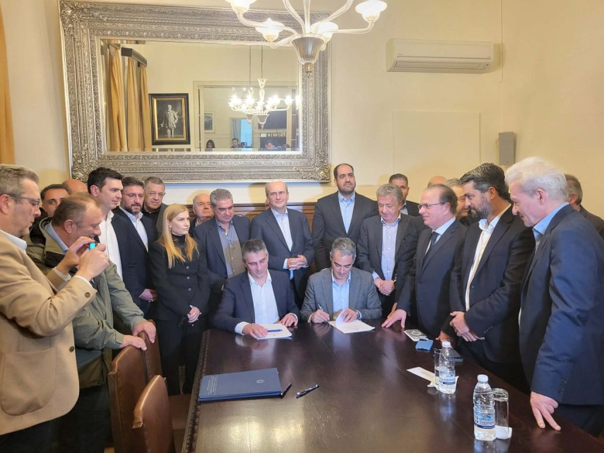 Χανιά: Υπεγράφη η σύμβαση για τον ΒΟΑΚ Χανιά – Ηράκλειο – Ενα έργο δεκαετιών γίνεται πράξη