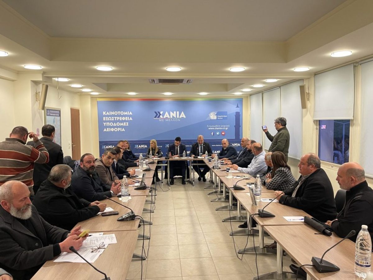 Χανιά: «Ώρα μηδέν» για τις Μεταφορές – «Σφήνα» Ροκάκη σε Κυρανάκη για ΒΟΑΚ και Ακρίβεια