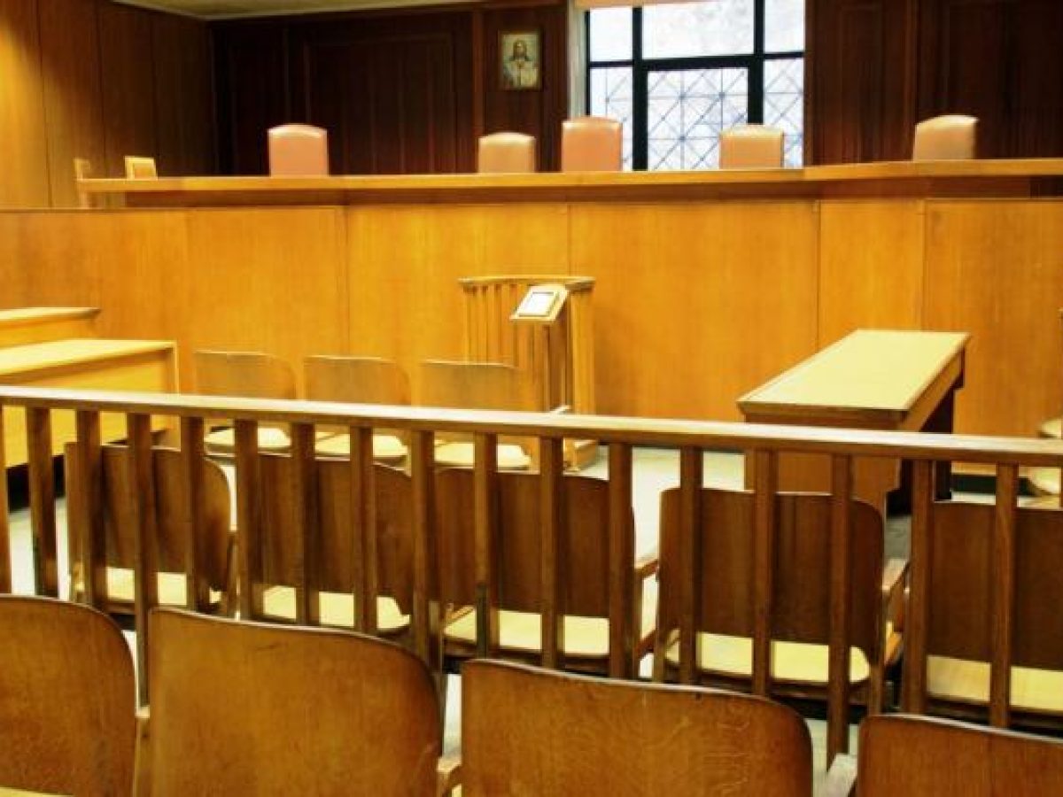 Χανιά: Στις δικαστικές αίθουσες η δίκη των «8» για την 6η Δεκέμβρη 2020 – Το μήνυμα της «Πρωτοβουλίας Αντίστασης»