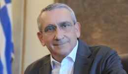 chatzimarkos-istoriki-stigmi-i-dimopratisi