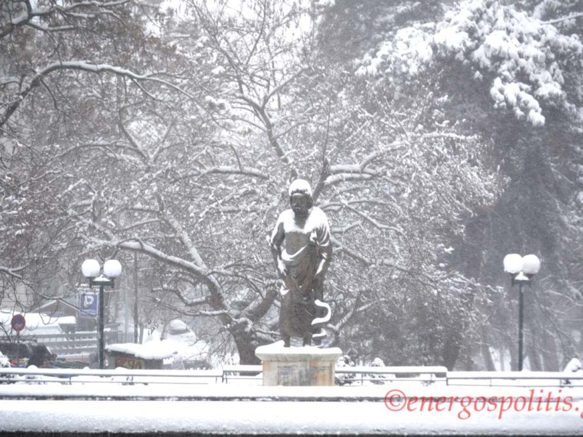 Χιόνια και μέσα σε Τρίκαλα και Καρδίτσα προβλέπει ο Φάνης Τακούδης