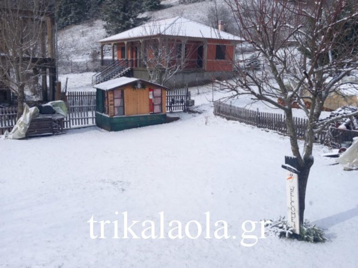 Χιόνια στα ορεινά και αισθητή πτώση της θερμοκρασίας στα Τρίκαλα