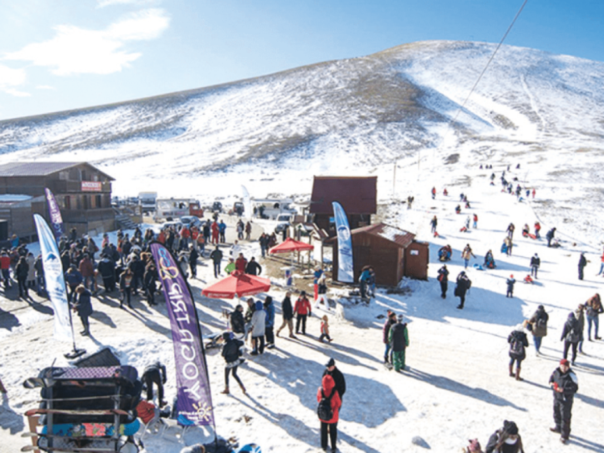 Χιονοδρομικό κέντρο Φαλακρού: Αυξήθηκε η χιονόστρωση και από χθες διατέθηκαν και πάλι οι παιδικές πίστες