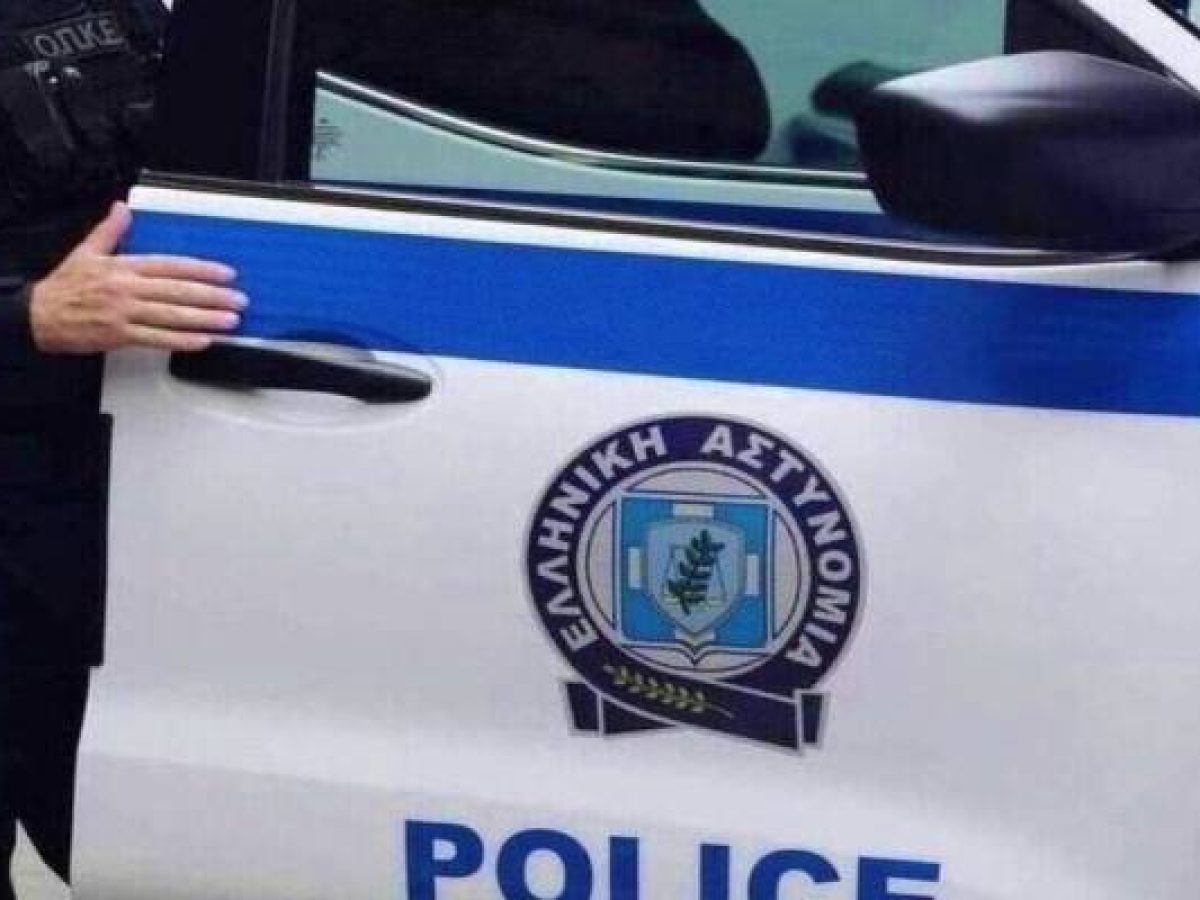 Χειροπέδες σε 20χρονο στη Μύρινα για οδήγηση υπό την επήρεια αλκοόλ