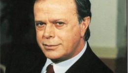 christos-politis-H-kritiki-katagogi