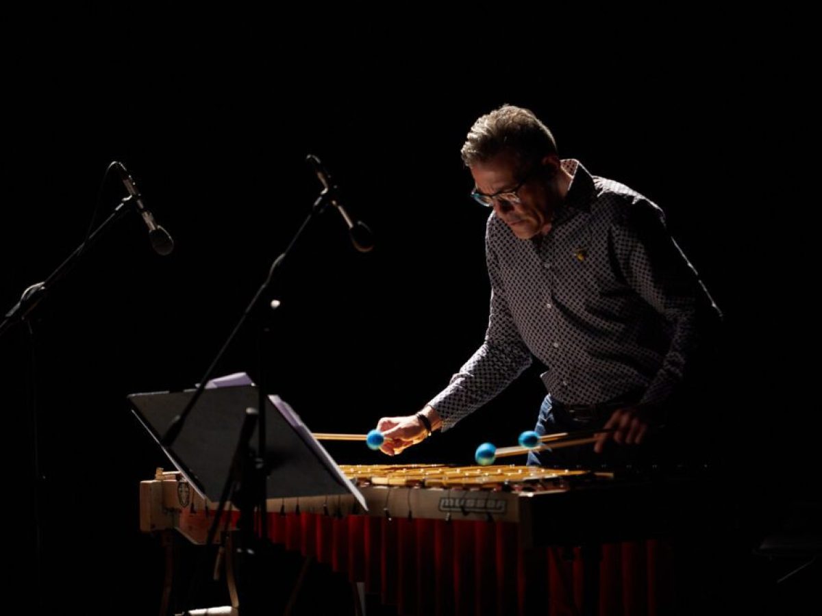 Χρήστος Ραφαηλίδης: Όταν η μουσική ζητά συνειδητή ακρόαση