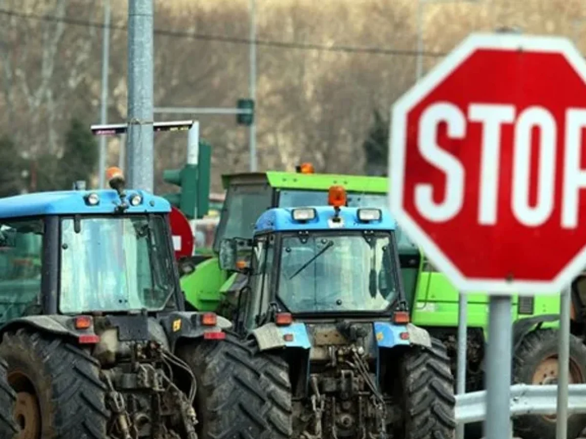 Δ. Ελλάδα: Ανοίγει ο δρόμος για διάλογο στο Μαξίμου, αποχωρούν τα τρακτέρ – Αγκάθι οι δύο ανοικτές δικογραφίες