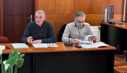 d.-kiriazidis-erminevontas-tis-dimografikes