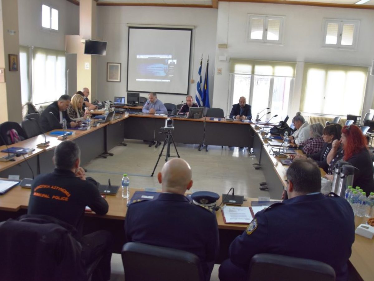Δ. Νάουσας: Σύσκεψη εργασίας της Ειδικής Γραμματείας Προστασίας Ζώων Συντροφιάς με επικεφαλής τον Ειδικό Γραμματέα του Υπ. Εσωτερικών