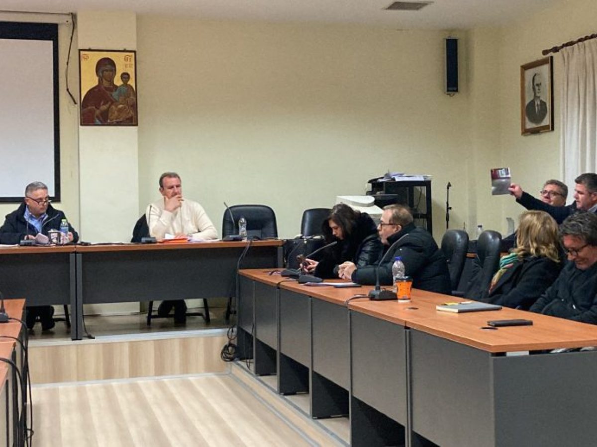 Δ.Σ. Τριφυλίας: Πράσινα σημεία, σκοτάδια, νερά σε παιδικό σταθμό