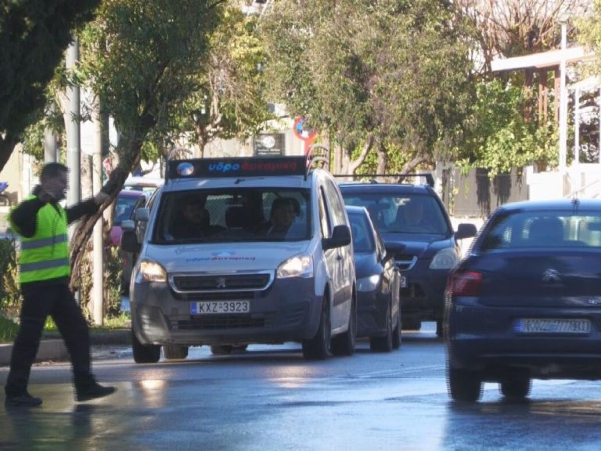 ΔΕΥΑΚ: Προσωρινή αποκατάσταση της βλάβης στη Γρηγορίου Ε’ – Κλείνει εκ νέου ο δρόμος την Κυριακή