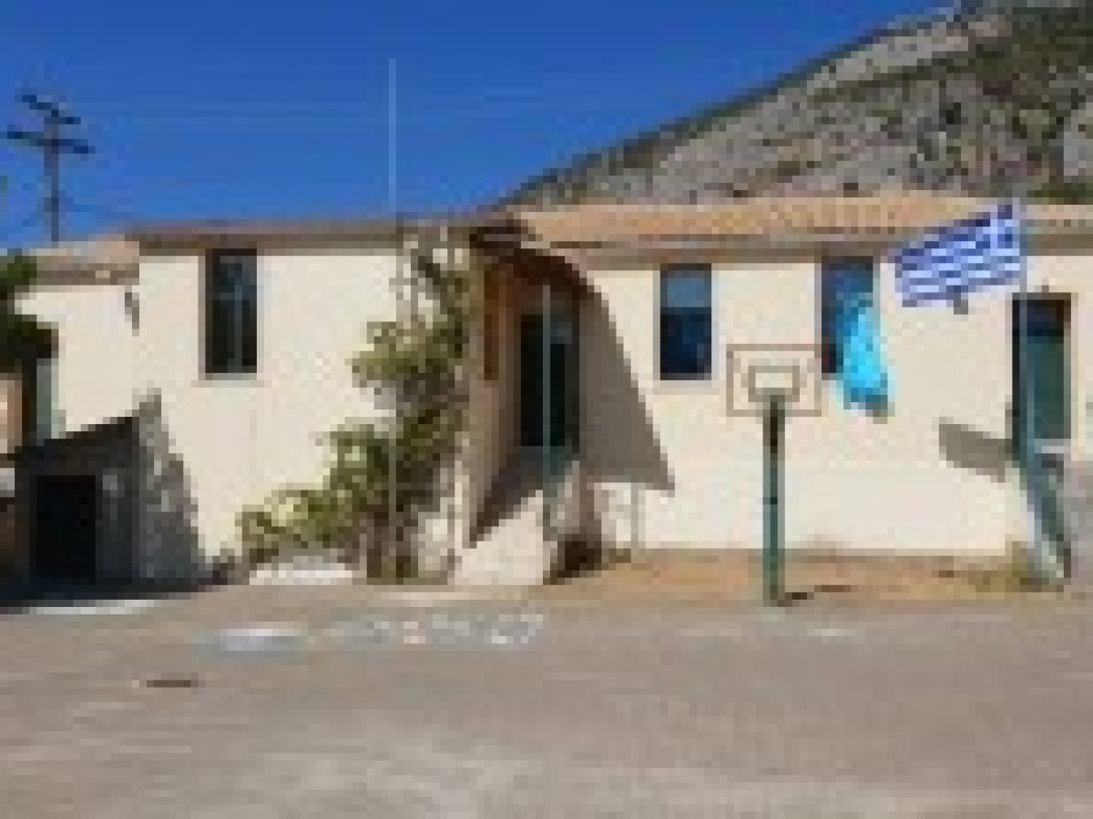 Διακοπή μαθημάτων στο Δημοτικό Σχολείο Καλάμου λόγω κακοκαιρίας και διακοπής ρεύματος