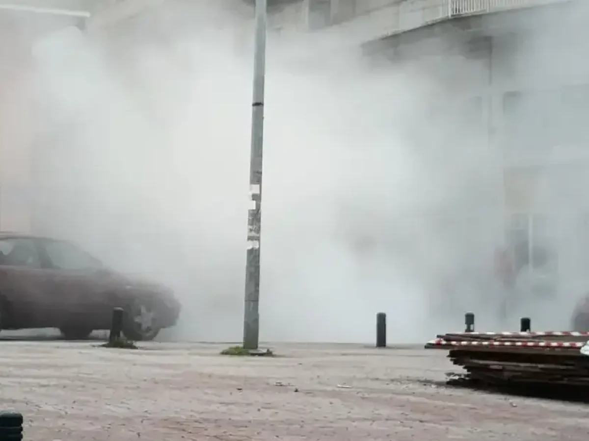 Διακοπή τηλεθέρμανσης σε δρόμους της Κοζάνης λόγω διαρροής