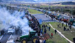 diavoulefsis-agroton-gia-panelladiki-siskepsi
