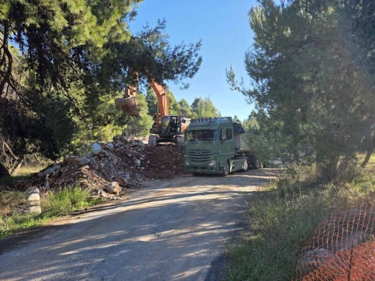 Δήμος Διονύσου: Σε εξέλιξη η απομάκρυνση των μπάζων από τη θέση «Πηγαδάκι» – anattica