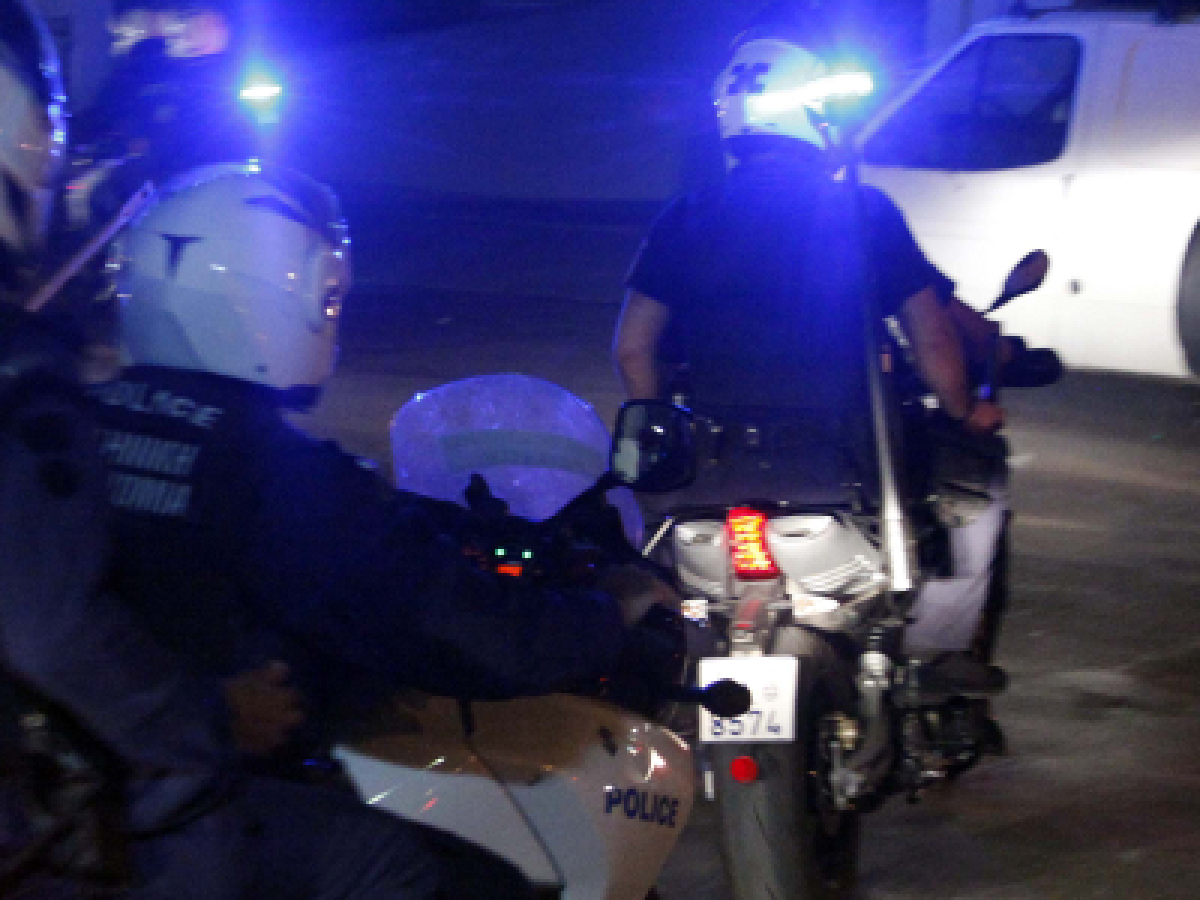 Δύο συλλήψεις στη Γλυφάδα για λαθραία τσιγάρα