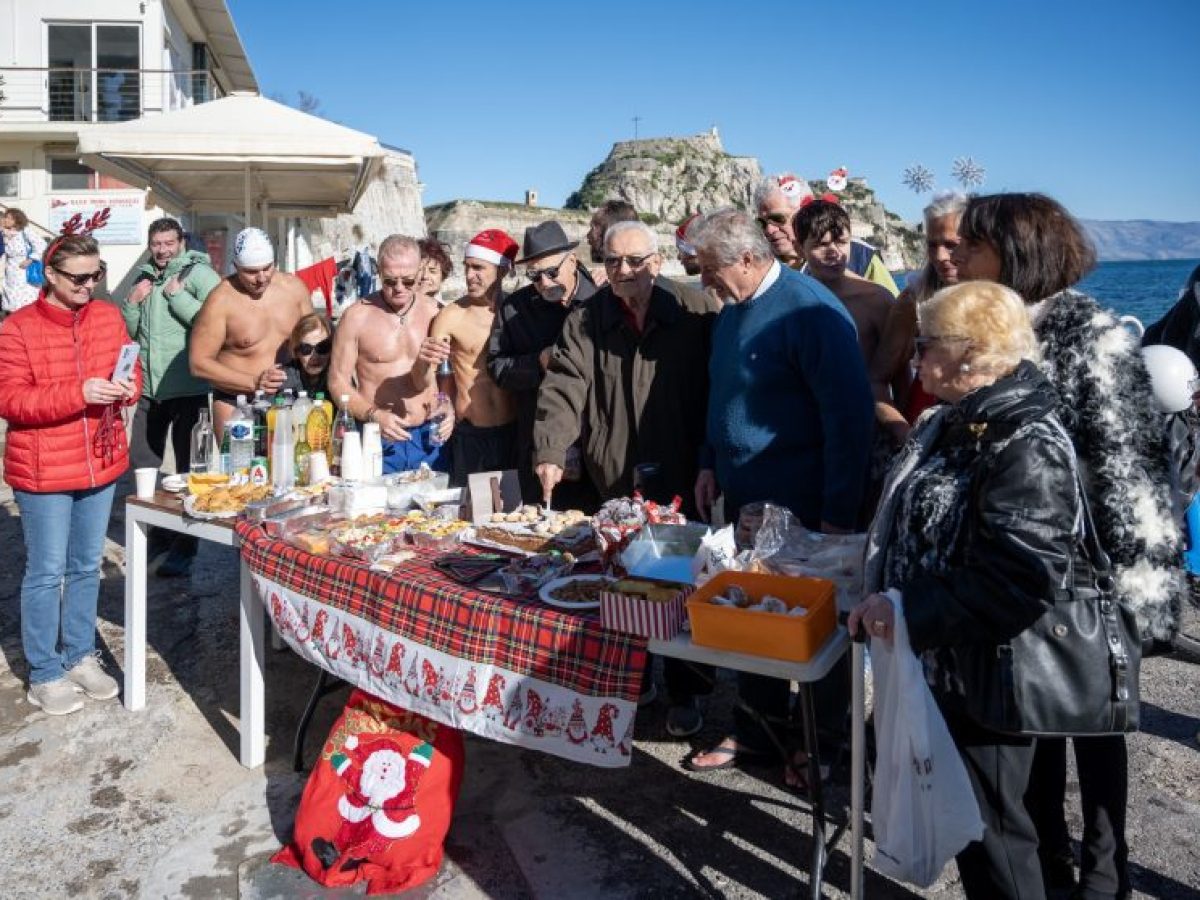 Οι “Εσκιμώοι” της Κέρκυρας ήταν & φέτος συνεπείς με το Πρωτοχρονιάτικο έθιμό τους (φωτορεπορταζ)