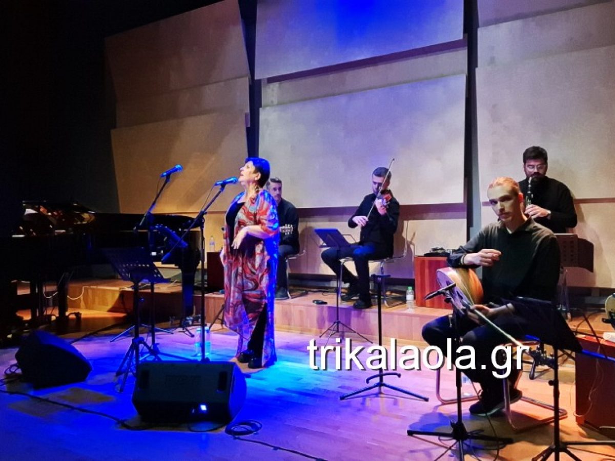 Οι Τρικαλινοί τίμησαν για ακόμα μια φορά τον σπουδαίο Βασίλη Τσιτσάνη (βίντεο & φωτογραφίες)