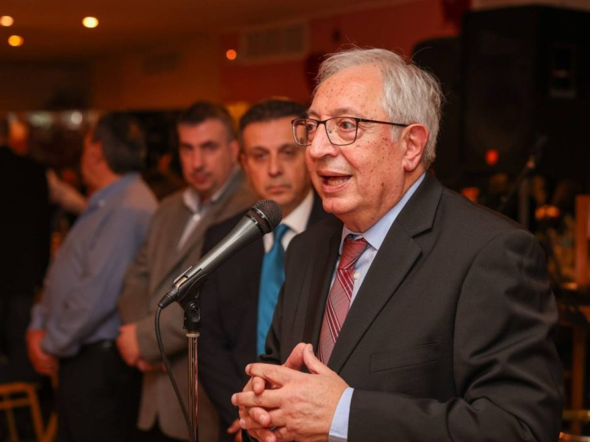 Στην κοπή της πρωτοχρονιάτικης πίτας του Εξωραϊστικού–Εκπολιτιστικού Συλλόγου Σωρού & Λάκκα Κόττου ο Δήμαρχος Αμαρουσίου Θ. Αμπατζόγλου