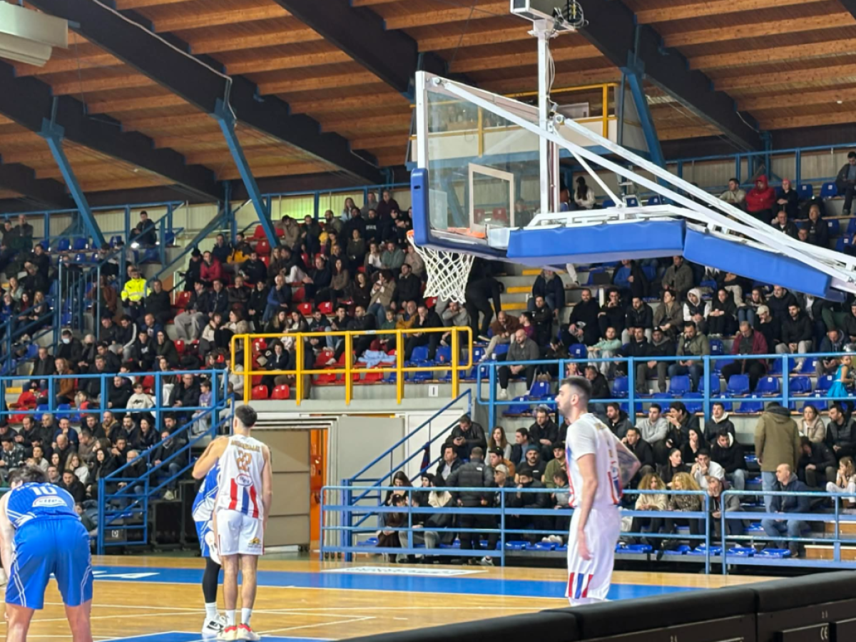 Δόξα Λευκάδας: 12η νίκη με ανατροπή κόντρα στη Μεγαρίδα και ραντεβού Κυπέλλου με Μαρούσι