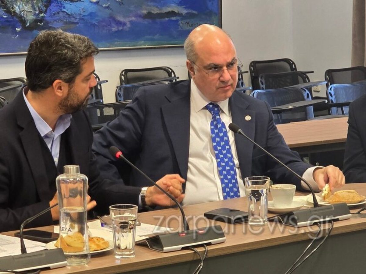 «Έχω φάει πέντε καλιτσούνια και δεν έχω καταλάβει τι θέλετε» – Παραλειπόμενα από την σύσκεψη του γενικού γραμματέα δικαιοσύνης στο Δημαρχείο Χανίων