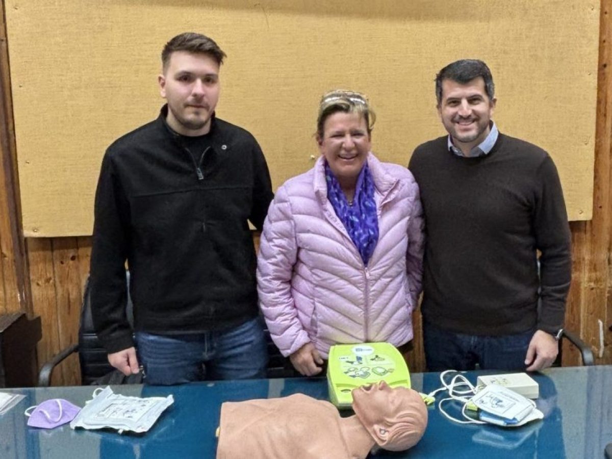 Ευχαριστήριo του Δήμου Κηφισιάς για δωρεά απινιδωτή στο Δημαρχείο