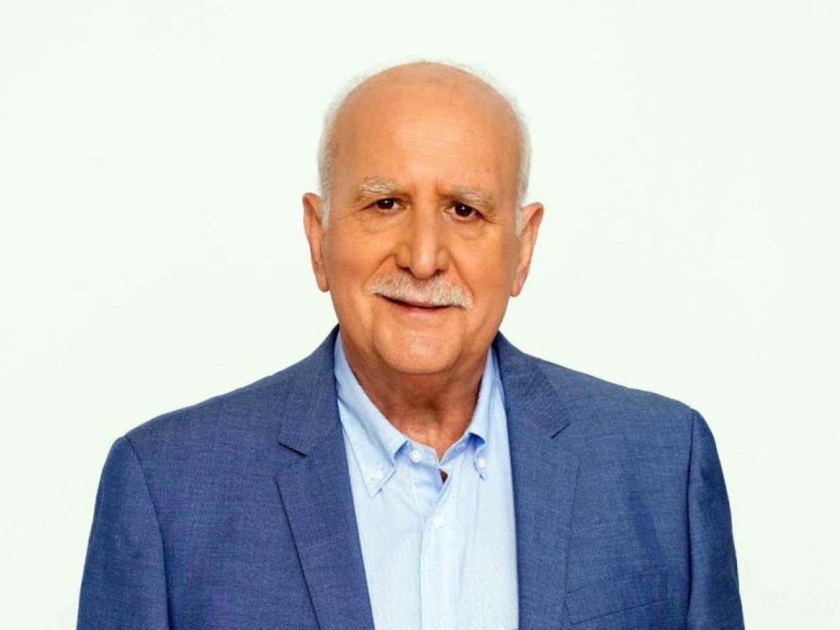 Έφυγε από τη ζωή σε ηλικία 74 ετών ο Γιώργος Παπαδάκης (Βίντεο)