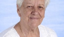 efige-apo-tin-zoi-i-1